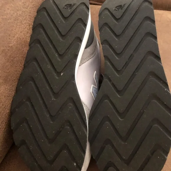 New Balance 515H platform sneakers, size 10, light blue/gray, like new! - Picture 8 of 8